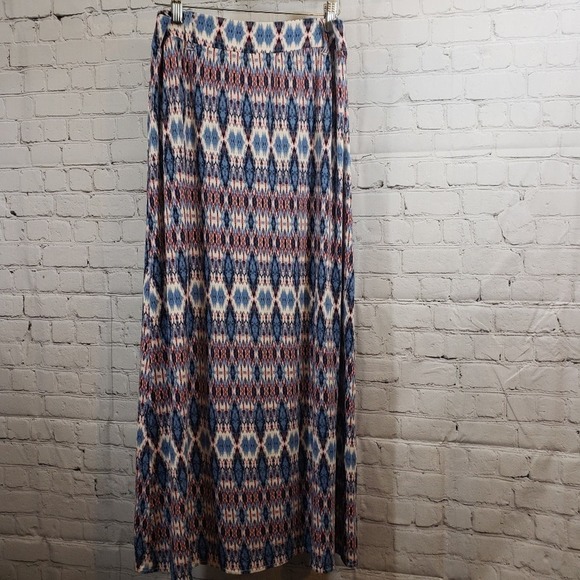 Olive & oak long Skirt with belt loops - Picture 4 of 9